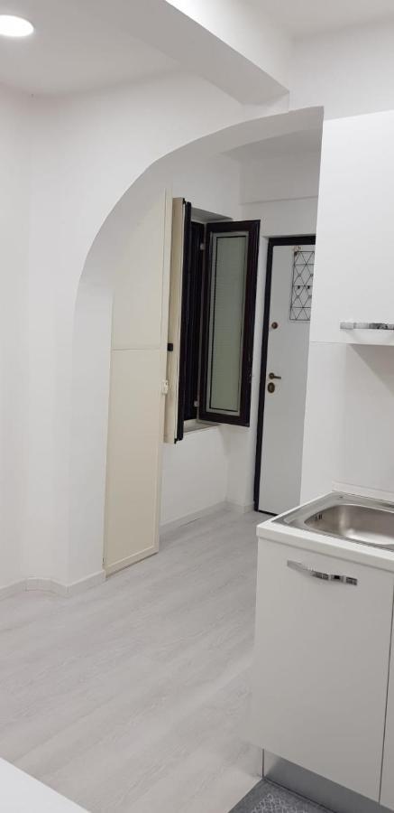 Holiday House Fieravecchia ซาแลร์โน ภายนอก รูปภาพ